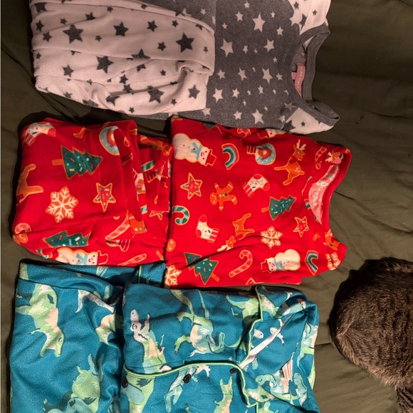 3 Girls PJ sets - Picture 1 of 10